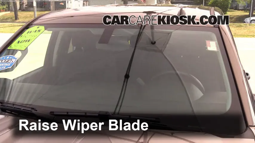 2015 Chevrolet Silverado 1500 LT 4.3L V6 FlexFuel Extended Cab Pickup Windshield Wiper Blade (Front) Replace Wiper Blades